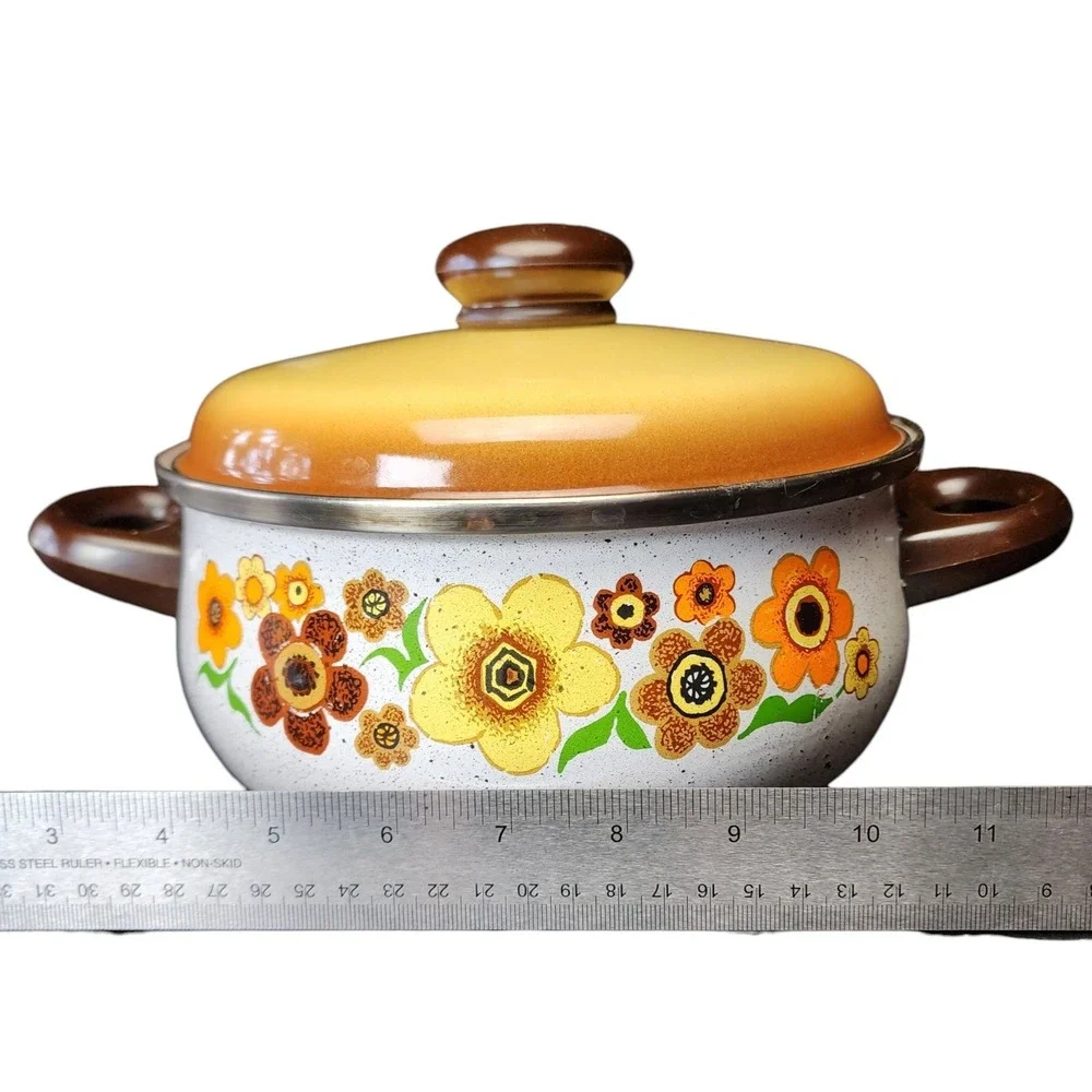 Harvest Blossom 8in Orange Yellow 70s Vintage Floral Enamel Stock Pot Dutch Oven